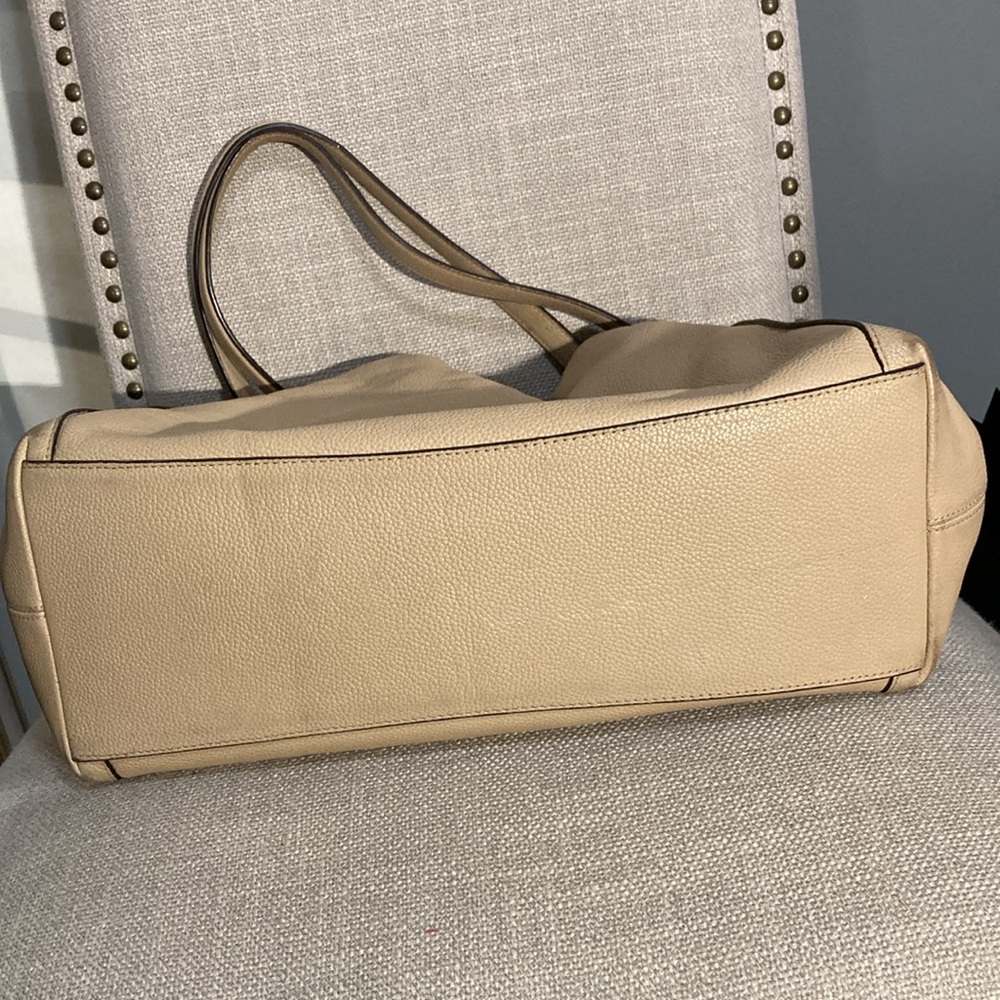 Coach Edie Crème shoulder bag - Picture 8 of 12